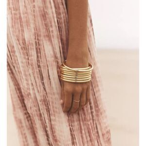 ZARA PACK OF METAL BRACELETS